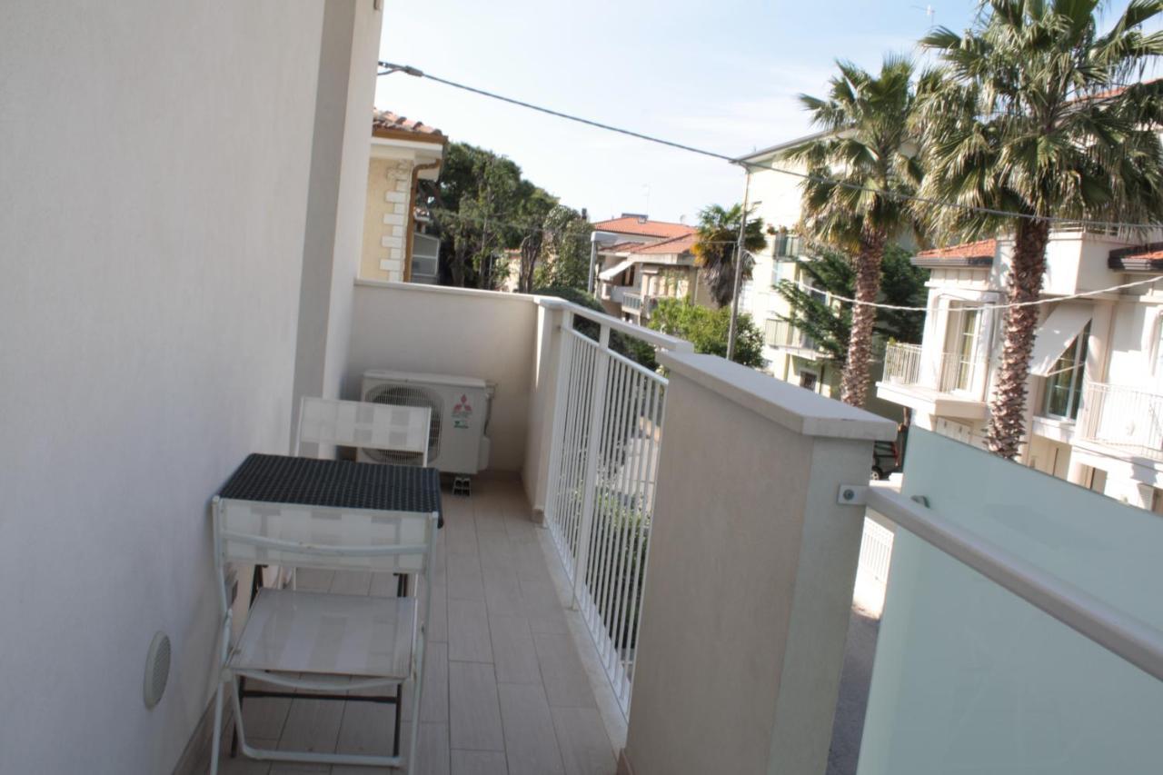 Casa Vacanze Aurora Centro Ρίμινι Εξωτερικό φωτογραφία
